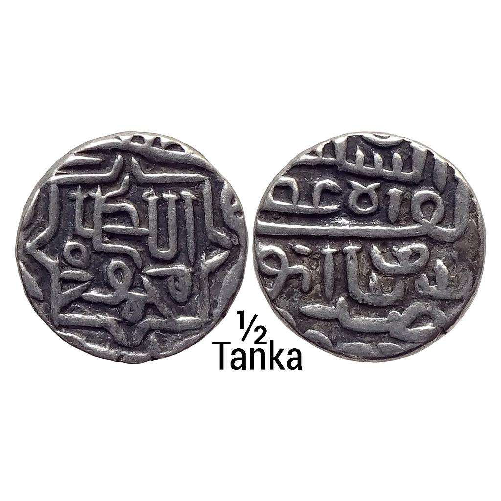 Gujarat Sultan Nasir-ud-din Mahmud I Mustafabad Mint Silver 1/2 Tanka