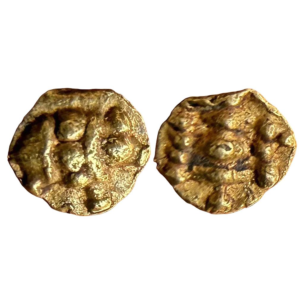 Hindu Medieval Chalukyas of Kalyana Gold Haga 1/4 Fanam